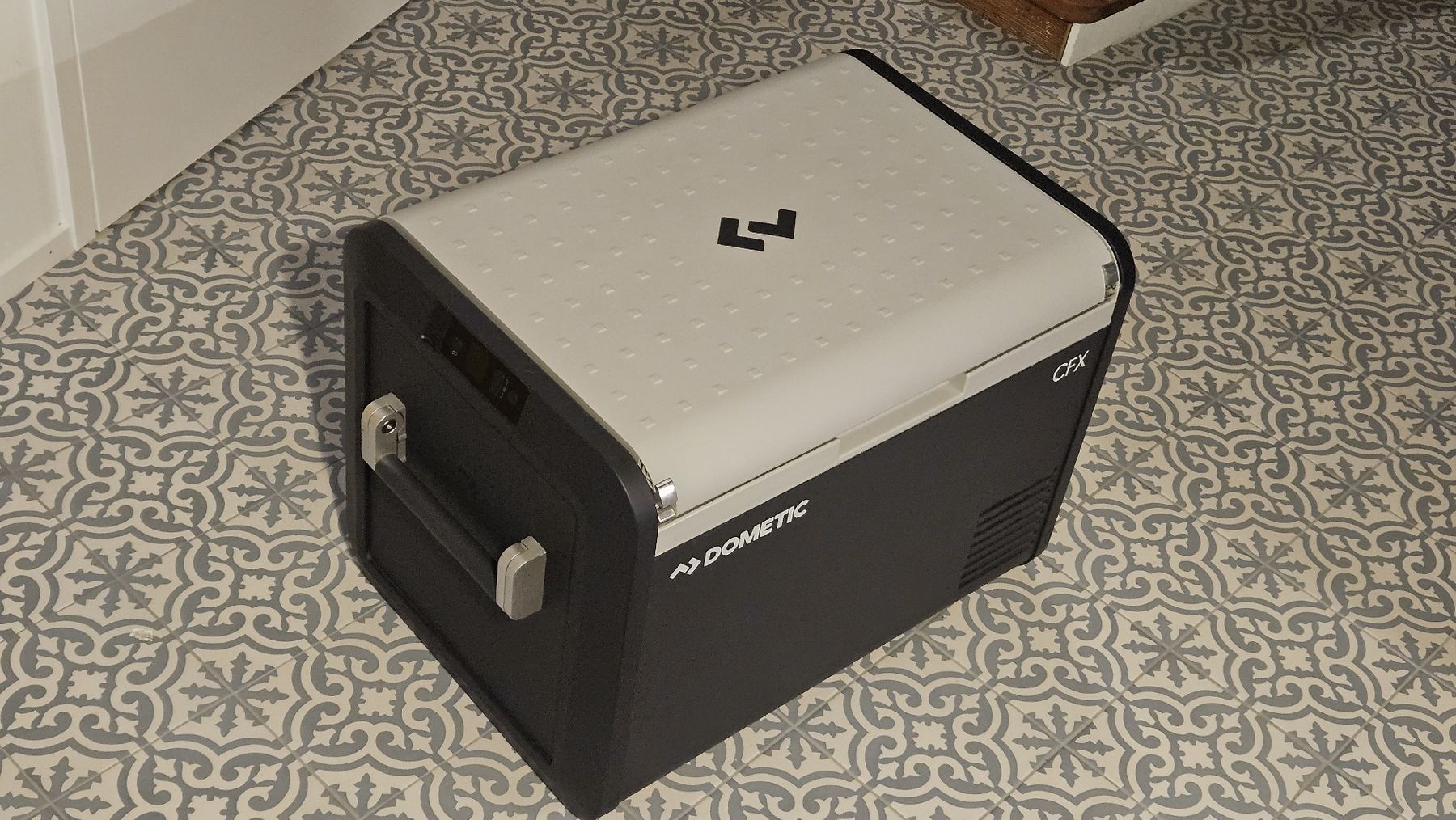 Dometic Frigoriferi & Refrigeratori: Dometic CFX3 55 Kompressor-Kühlbox 55L – Usato da Waldenburg venduto da Ragnarr 1
