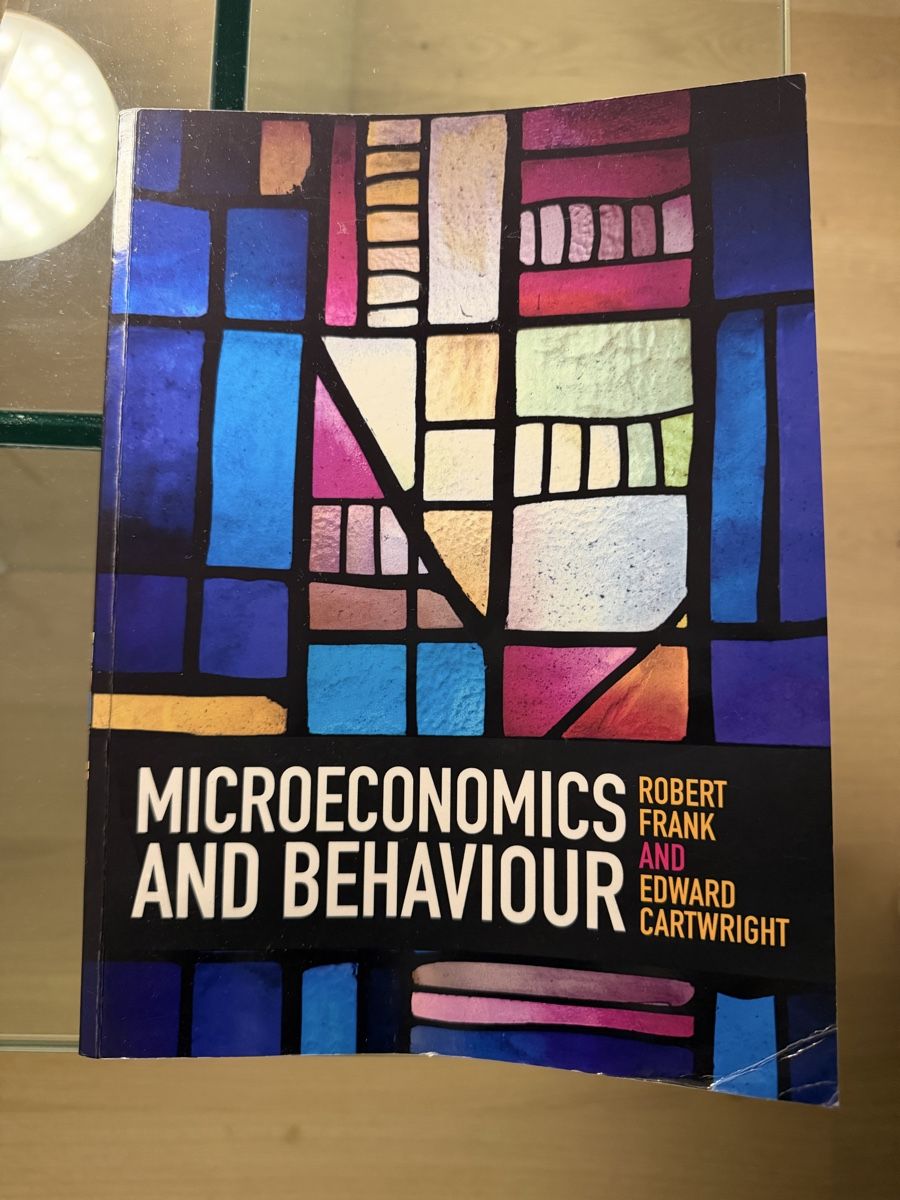 Bücher: Microeconomics and Behaviour, Robert Frank & E. Cartwright – Gebraucht aus Winterthur von marisole4