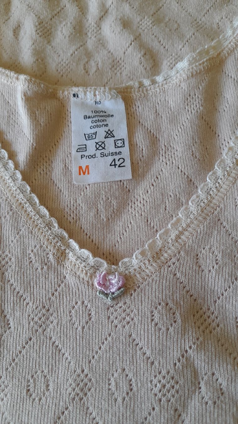 Migros Sonstige Unterwäsche: Damenunterhemd Gr. 42 – Gebraucht aus Nesslau von Churfirsten08
