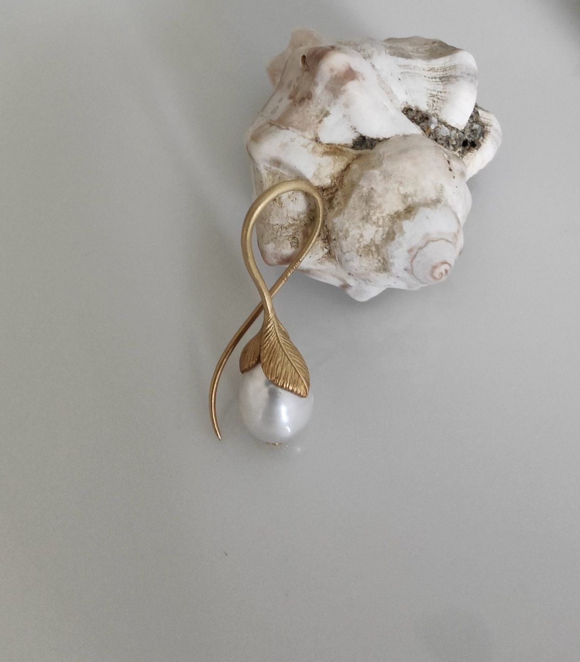 Ohrringe & -stecker: Südseeperle Ohrhänger, 18K Gelbgold – Neu und originalverpackt aus Rümlang von 21f 5