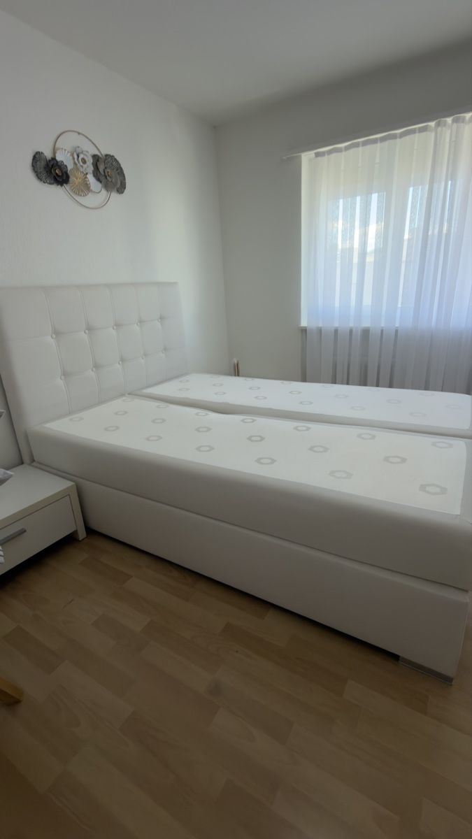 Letti: Boxspringbett 140x200 cm  – Nuovo (secondo la descrizione) da Wohlen AG venduto da val_5bcq 1