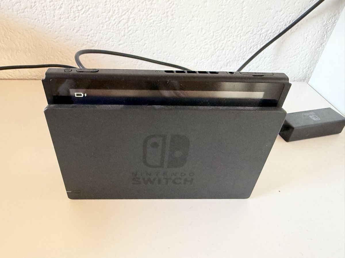 Nintendo Konsolen: Nintendo Switch mit Zubehör – Gebraucht aus Wildberg von todi_22 3