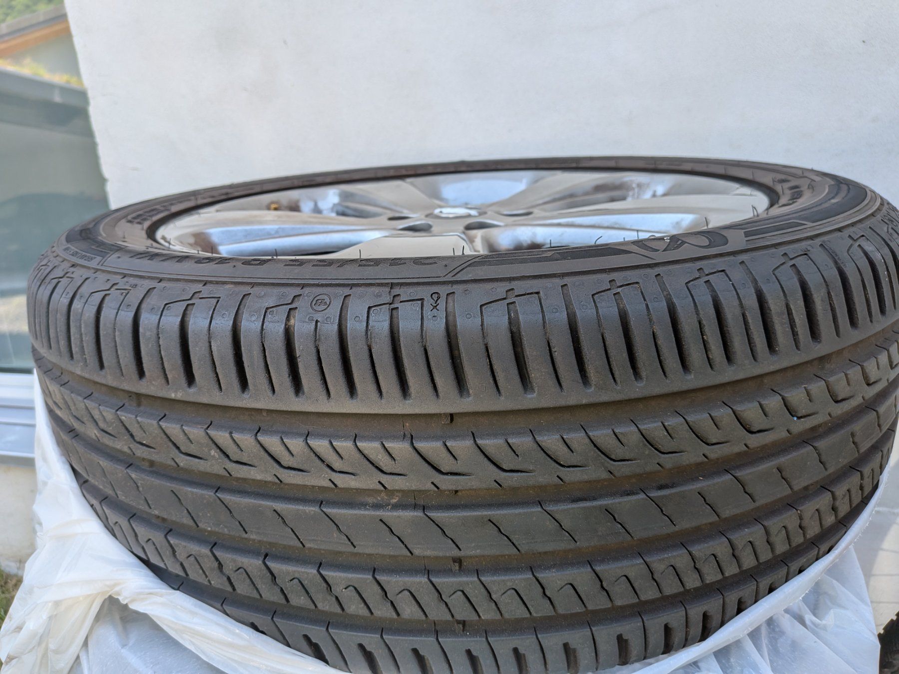 Opel Pneumatici & Ruote complete: Roues Opel Moka – Usato da Aigle venduto da melvin13 1
