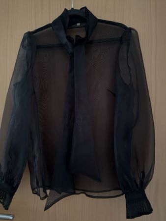 Schwarze Organza Bluse, elegant & leicht für den Sommer