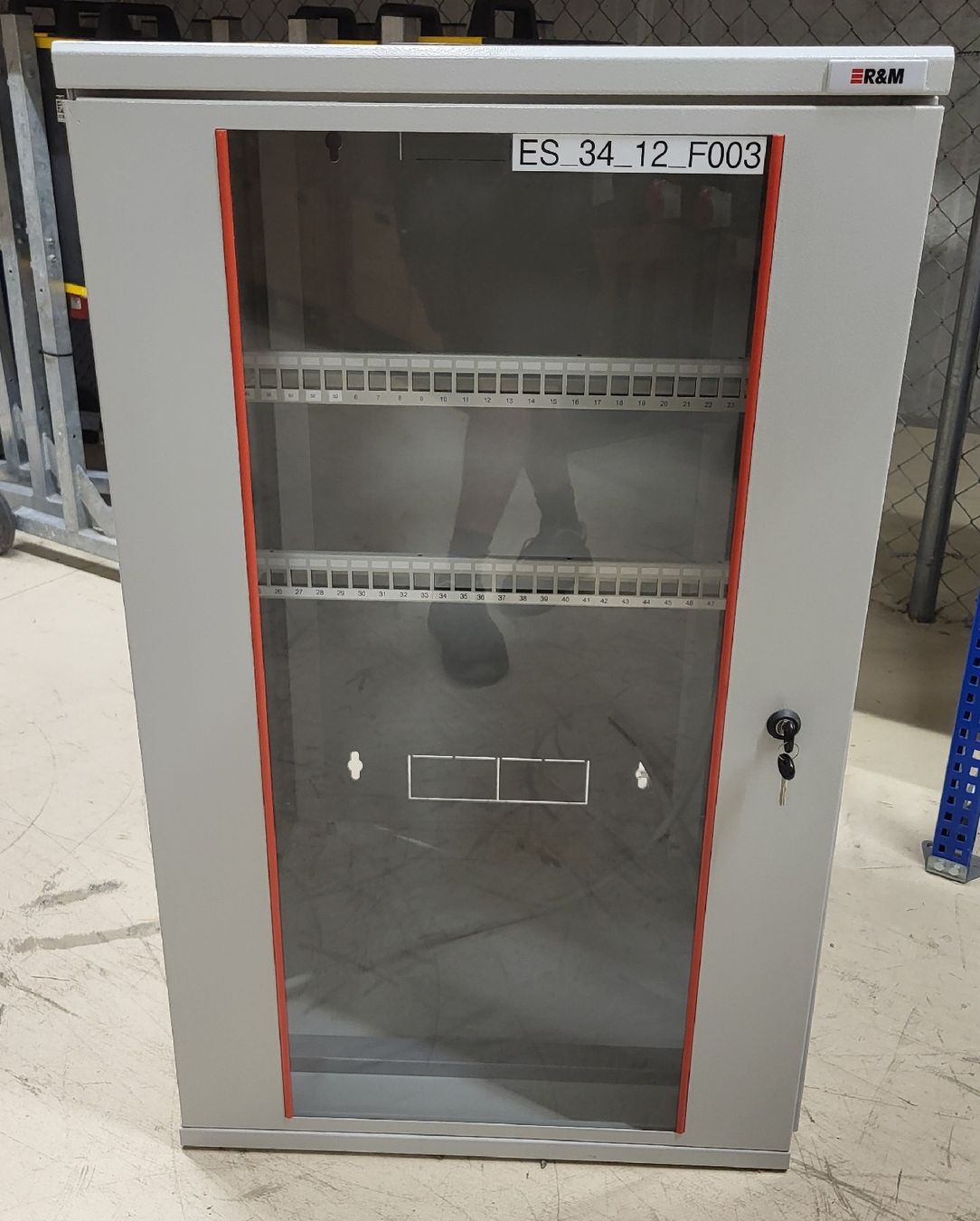 Altri accessori: Netzwerkschrank 19 Zoll – Usato da Alpnach Dorf venduto da str_jdw2