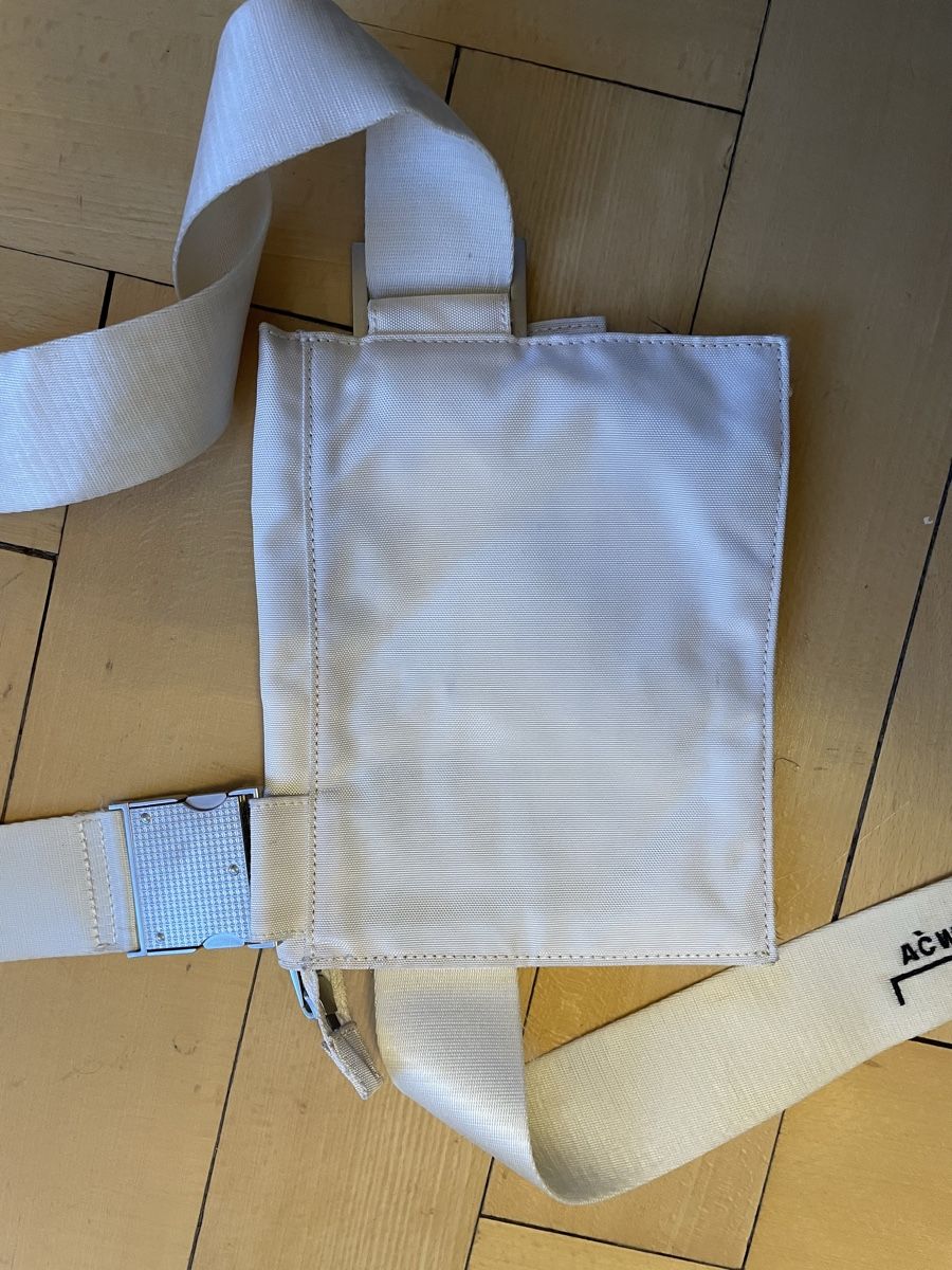 Borse: A-Cold-Wall Tasche Off-White – Usato da St. Gallen venduto da phi_rj67 1