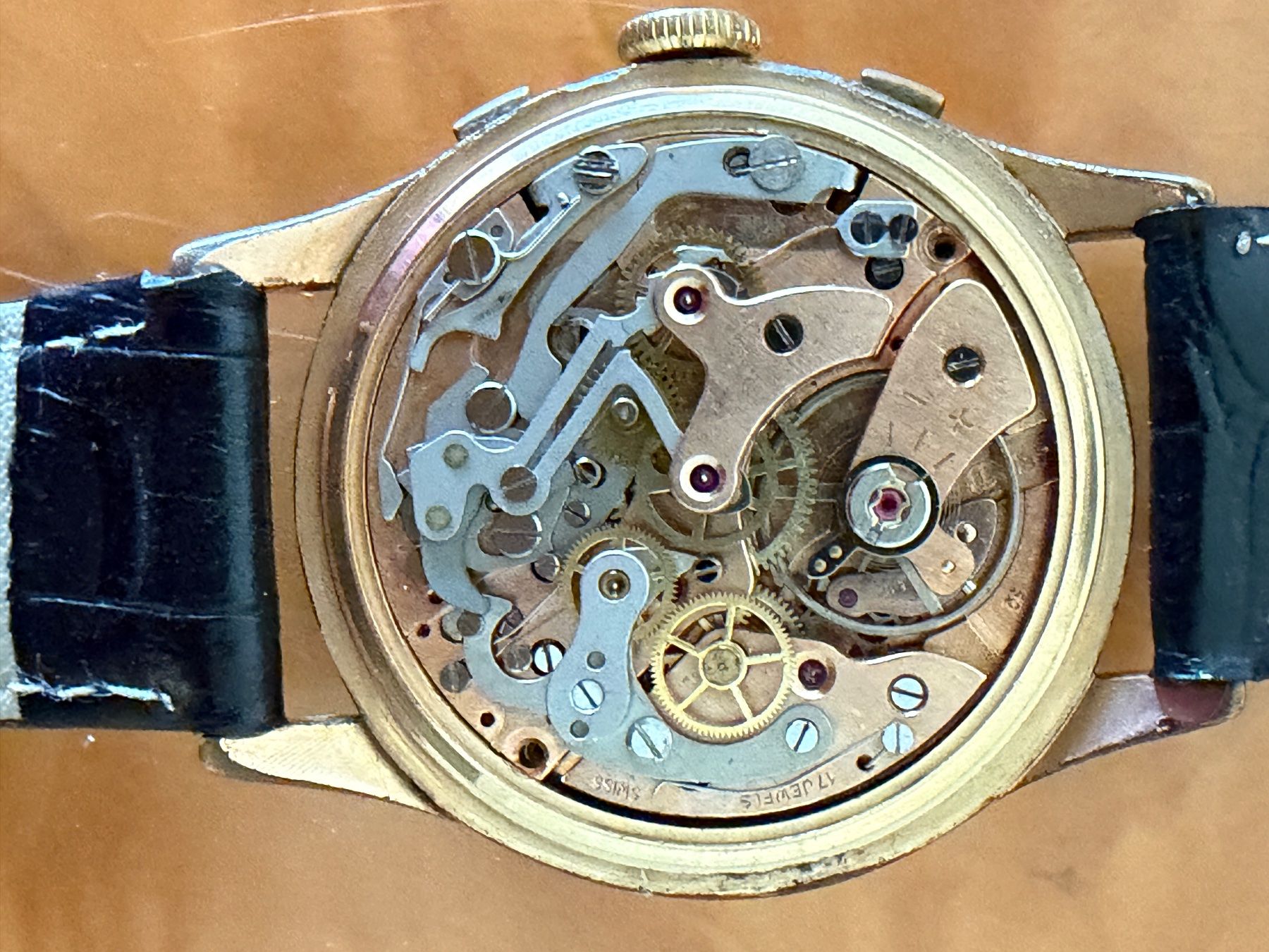 Swiss Orologi: Cadola 37mm Vintage Chronograph Serviced – Usato da Zürich venduto da Witikon02 1