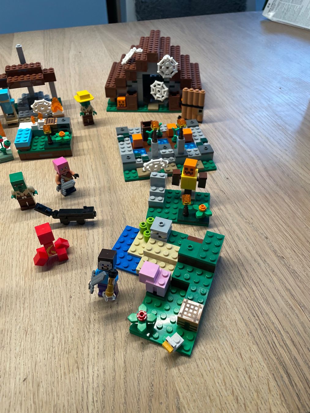 Lego Kit di costruzioni: Set Lego Minecraft – Usato da Grand Lancy venduto da Musigny25 2