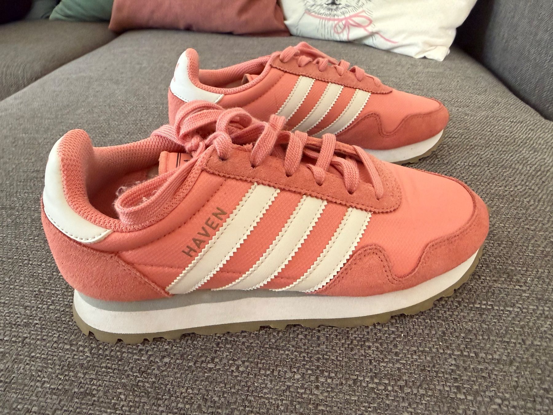 Adidas Damenschuhe: Adidas Sneaker "Haven" – Gebraucht aus Wettingen von Clodle81 1