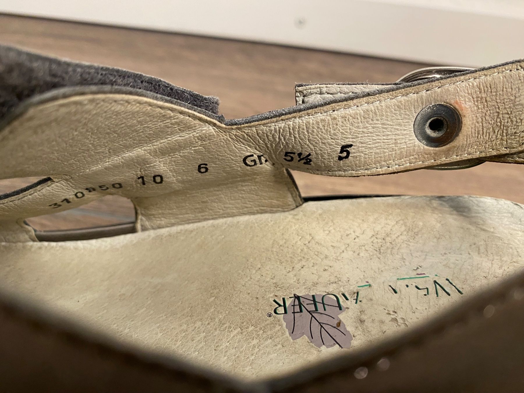 Damenschuhe: Waldläufer Sandalen bronze Gr. 38 – Gebraucht aus Pratteln von a23_j2gs 5