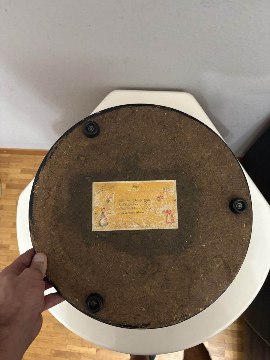 Spieldosen: Rare boîte musicale  – Gebraucht aus petit lancy von FerreiraLuis 1