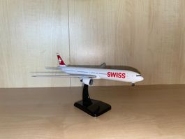 Boeing 777  Swiss – 1/400 Metall Modell