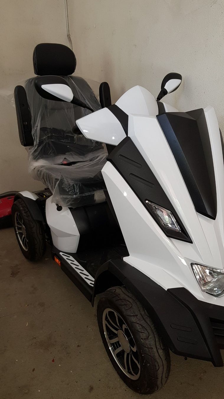 Voiturettes électriques: Scooter – D'occasion à Campocologno par Arte2108 1