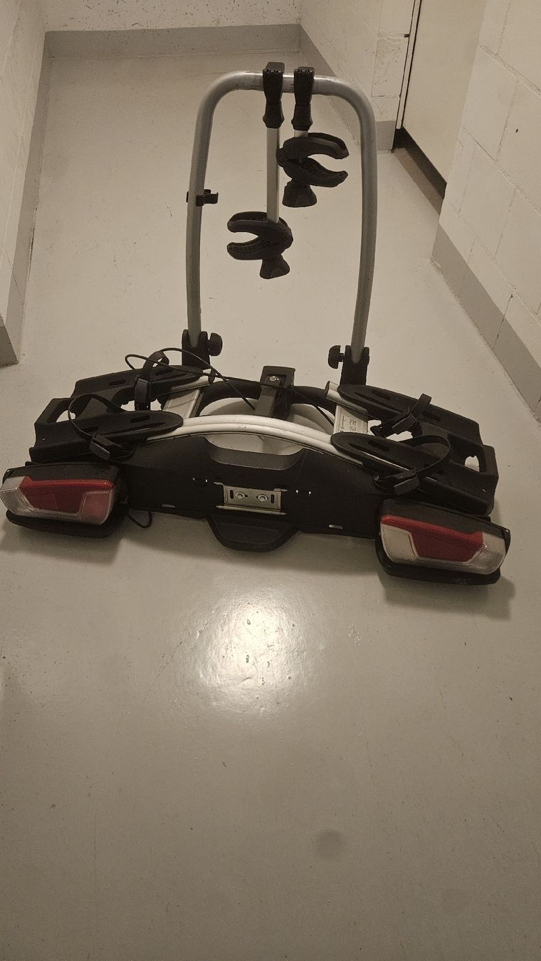 Poutres: Thule Veloträger Volvo – D'occasion à Schüpfen par Butchcoolidge