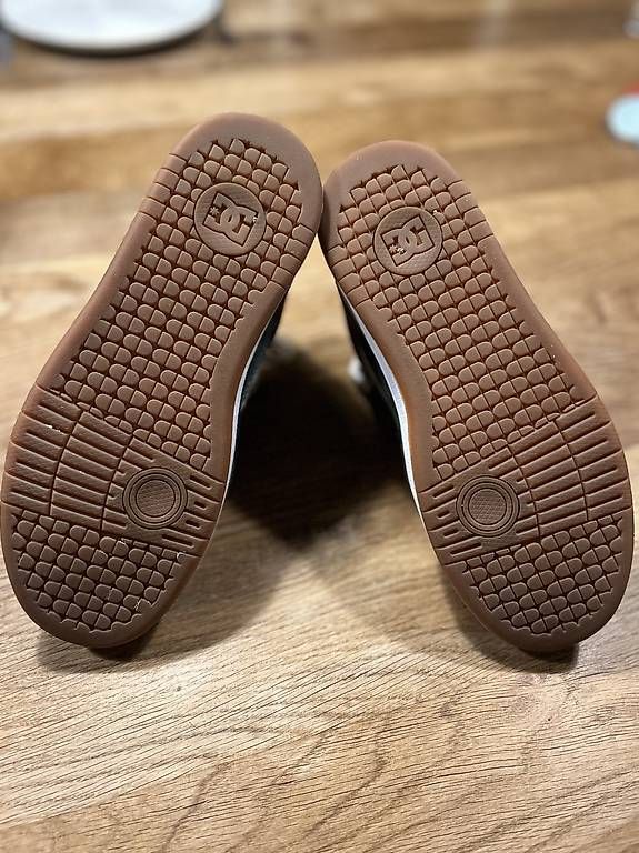 Scarpe da donna: DC Manteca 4 Hi Gr. 39 – Usato da steffisburg venduto da stefanruoff 3