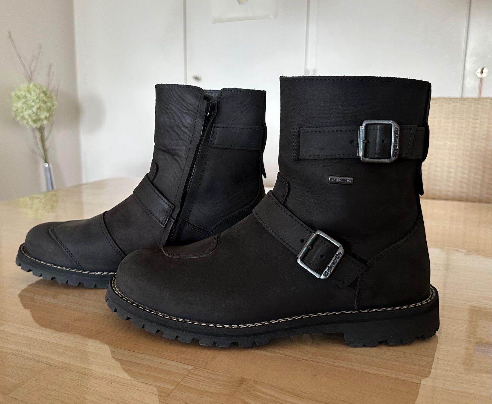 Scarpe da uomo: Bottes de moto Stylmartin Legend Mid WP – Nuovo (secondo la descrizione) da La Neuveville venduto da flodocha