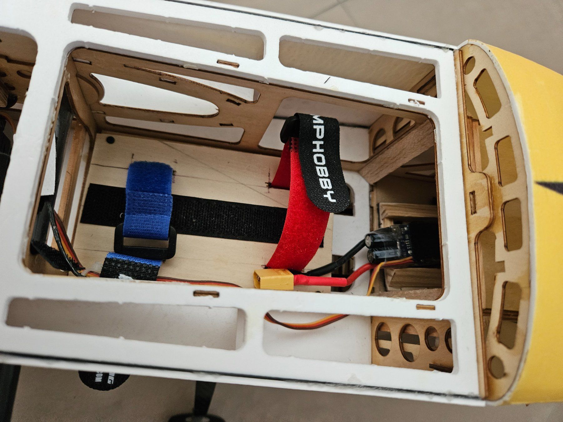 Modellismo RC: Skywing Laser 48 – Usato da Bern venduto da fidirulla 7
