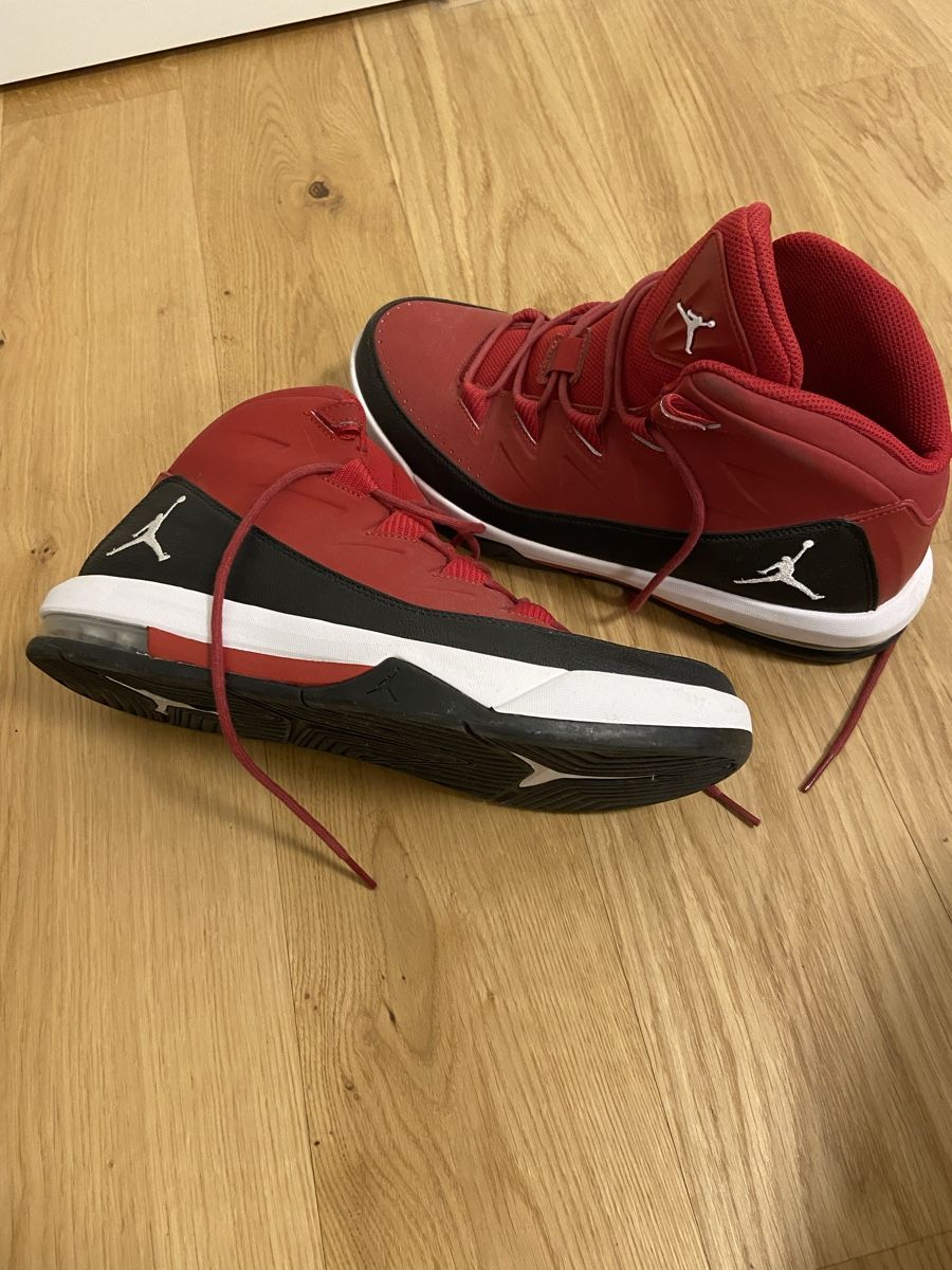 Scarpe da uomo: Sneaker – Usato da Lausen venduto da mar_2krj 2