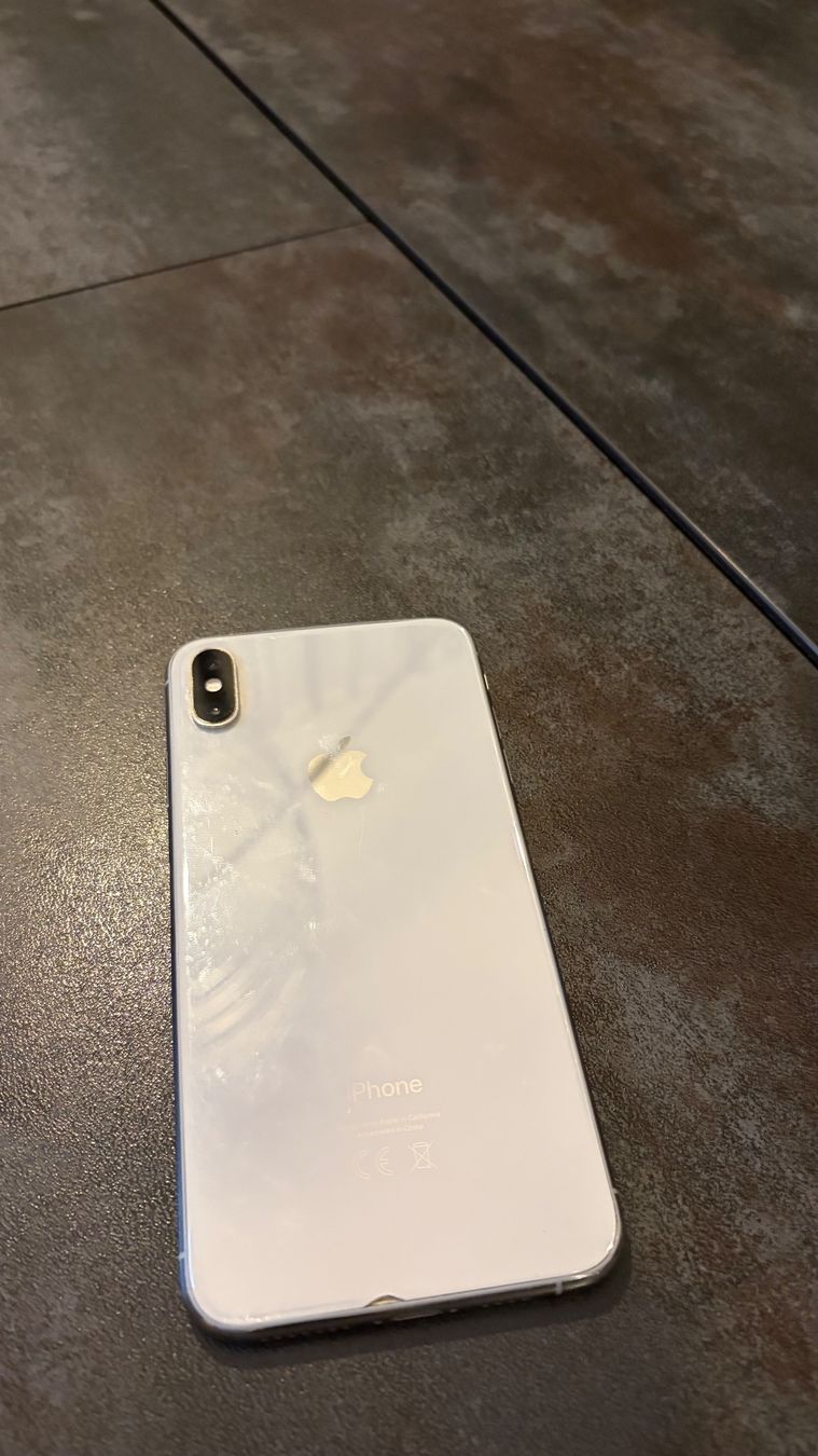 Apple Telefoni cellulari / Smartphones: Das ist ein Apple iPhone der X-Generation – Usato da Zürich venduto da mat_bcg2 2