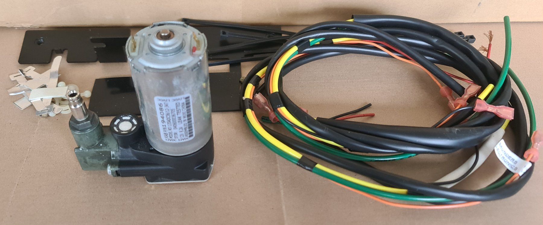 Trattori: luftgefederten sitze Kompressor 12V – Nuovo (secondo la descrizione) da Uerkheim venduto da Kaufoption