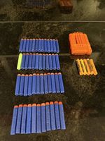 53 Nerf-Schüsse inklusive 6er-Magazin