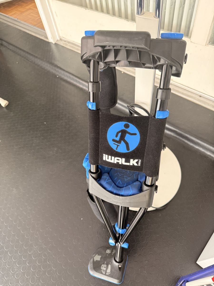 Medizinische Geräte: Béquille iWALK 3.0  neuve – Neu und originalverpackt aus Genève von kel_8s7r