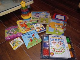 Kinder Spiele und Bücher