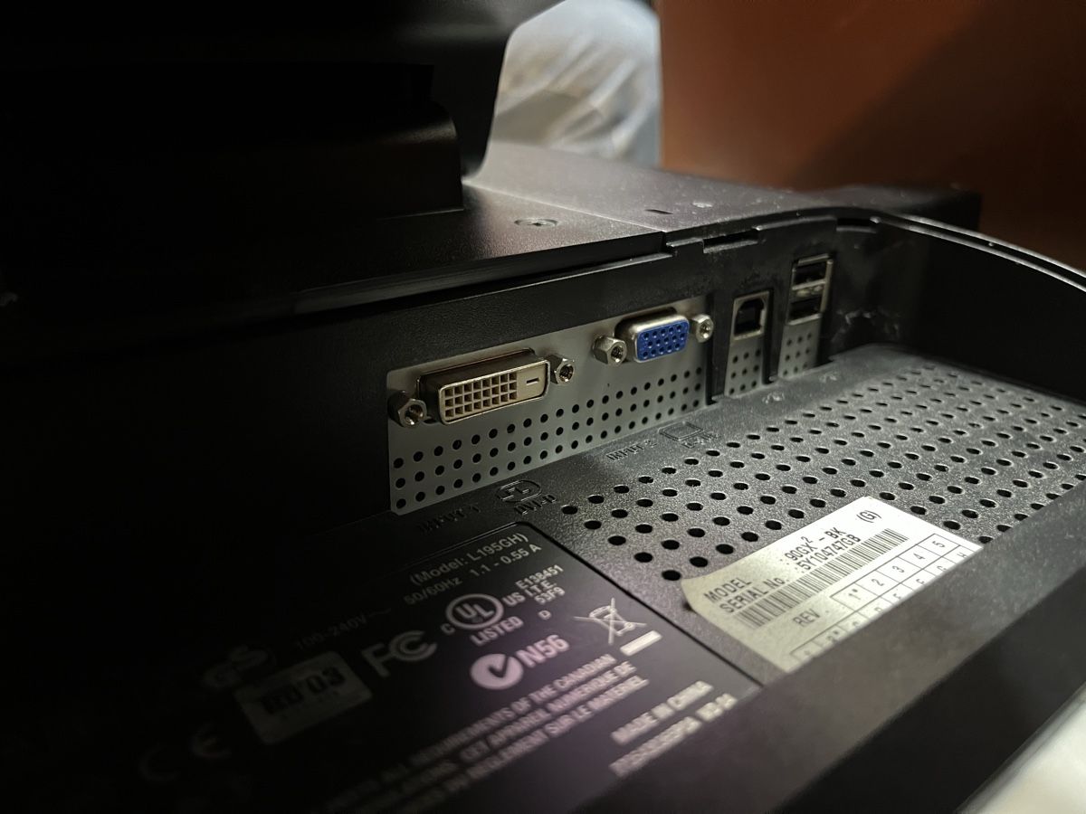 Monitor: Nec Bildschirm MultiSnyc L195 – Usato da Gockhausen venduto da Lali013 2