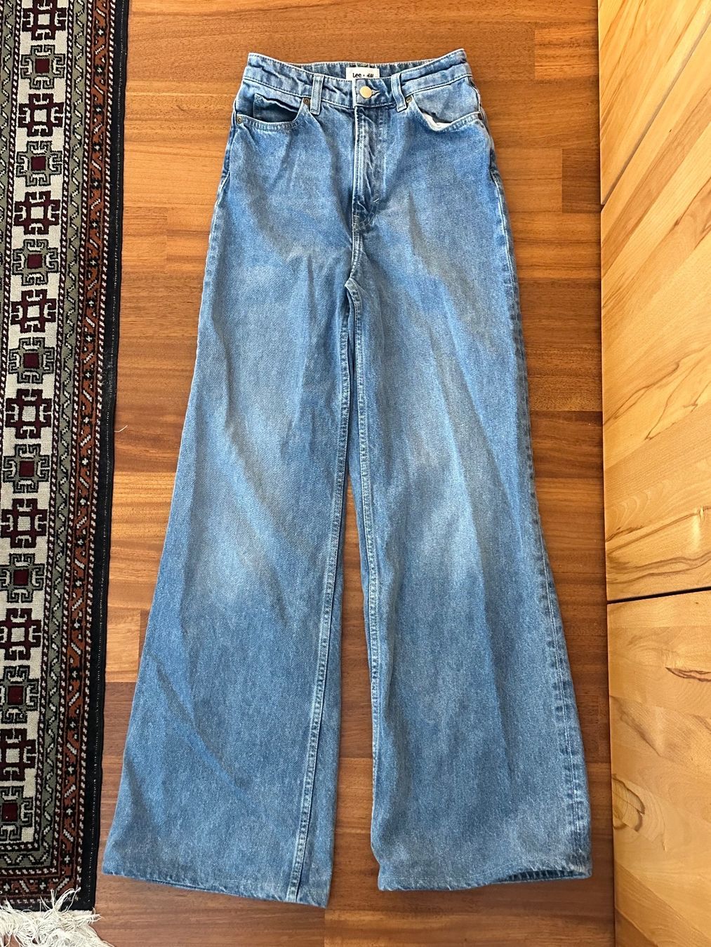 H&M Jeans: Oversize Jeans – Usato da Schlieren venduto da car_2bwb