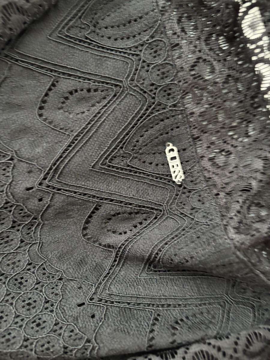 Guess Top: Guess haut taille XS – Nuovo (secondo la descrizione) da Brügg BE venduto da rah_mqh8 4