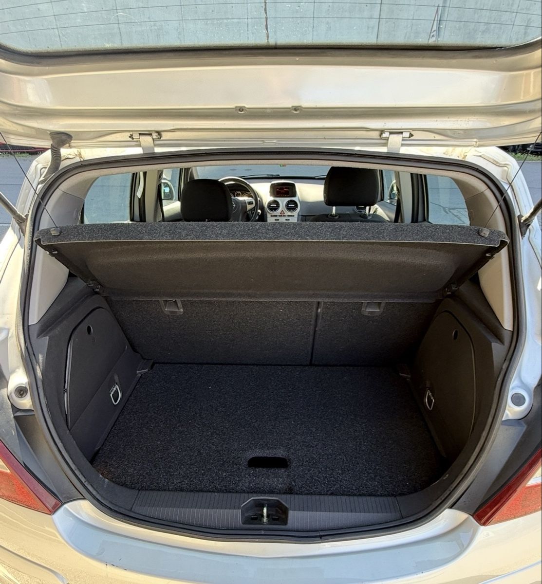 Opel Autos: Opel Corsa 1.3 TDH – D'occasion à Buchs SG par -LIKI- 8