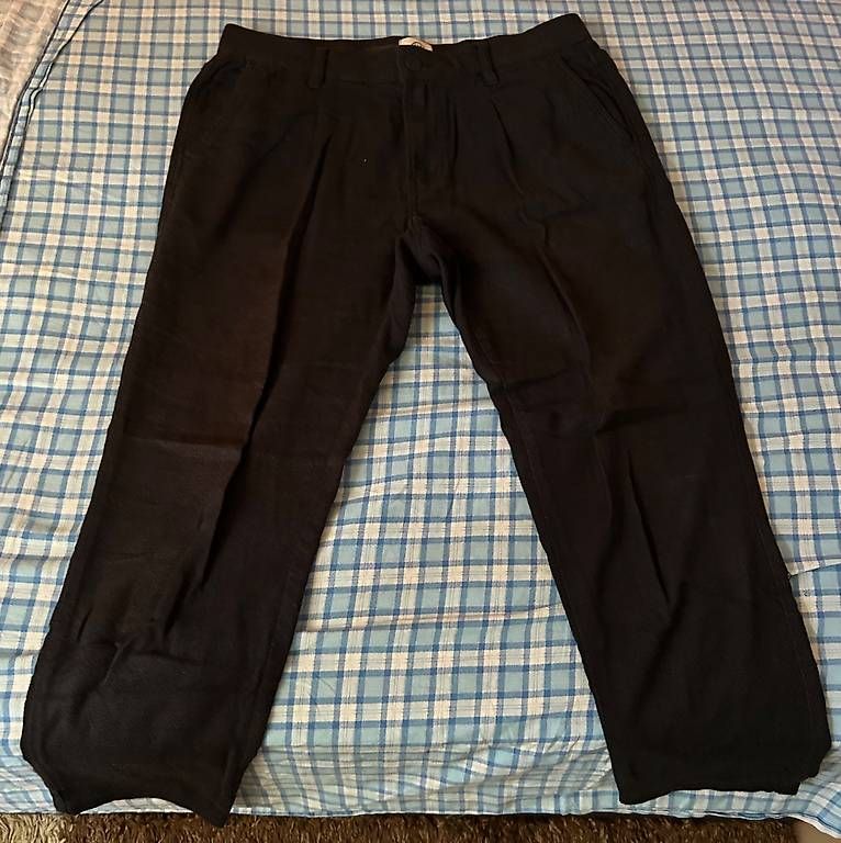 Hosen: Pantalon noir C&A ? W32 L30 – Gebraucht aus Marin-Epagnier von Juventino_29 1