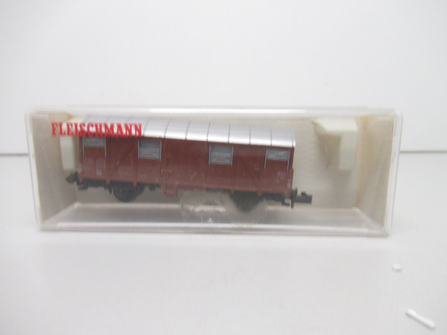 Fleischmann Modelleisenbahnen: Fleischmann 8338 Gedeckter Güterwagen SBB CFF FFS Spur N – Gebraucht aus Basel von mhmarken 7