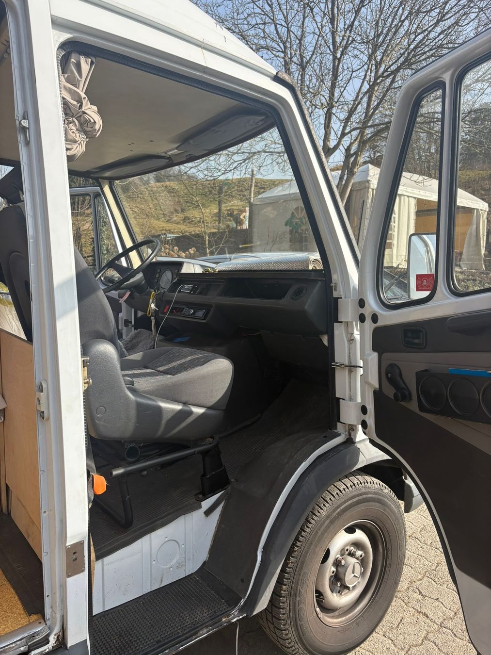 Mercedes-Benz Veicoli da campeggio: Mercedes Wohnmobil 310 D – Usato da Hoffeld venduto da Martini7000 4