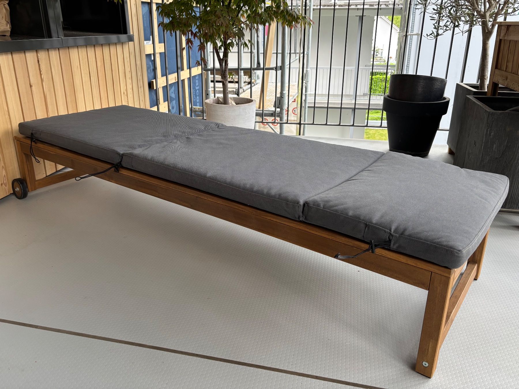 Ikea Nämmarö Sonnenliege plus hochwertige Auflage (Gebraucht) in Altdorf UR für CHF 47 – nur Abholung auf Ricardo kaufen