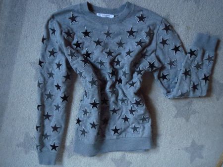 toller GIVENCHY PARIS Damen Pullover XS mit Sternen/NP 920.-