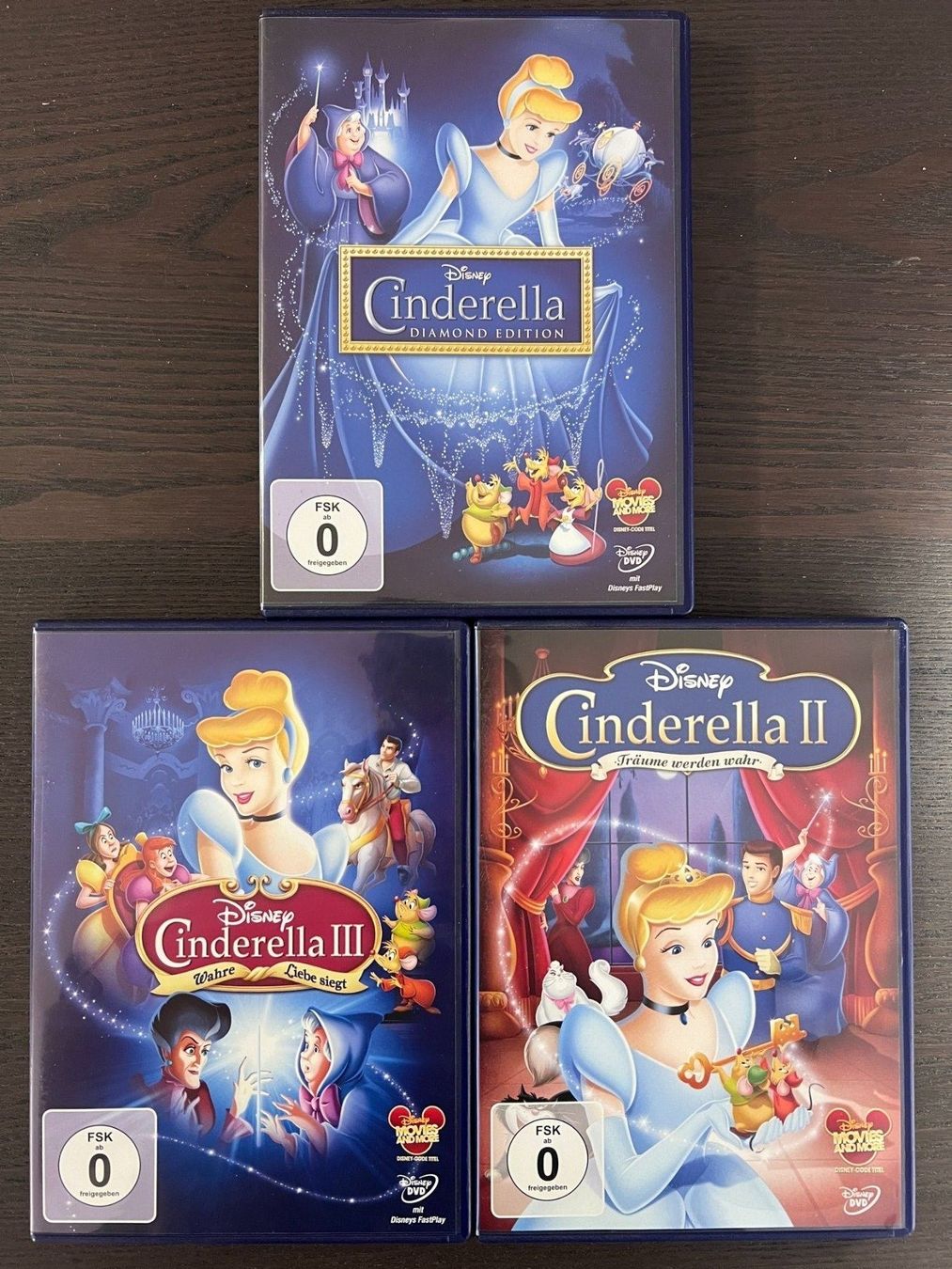 Tutti i DVDs: Cinderella - Teil 1 bis 3 – Usato da Zürich venduto da FilmFreunde