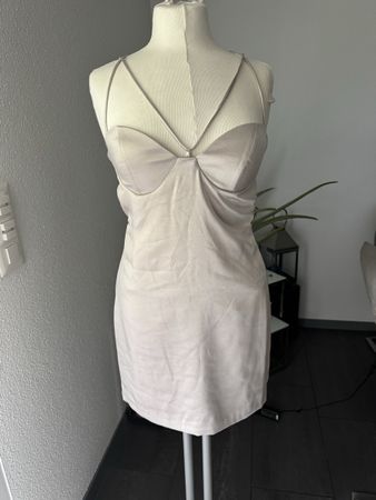 Zara Kleid, Champagner-farben, Grösse M - Sommerbereit!