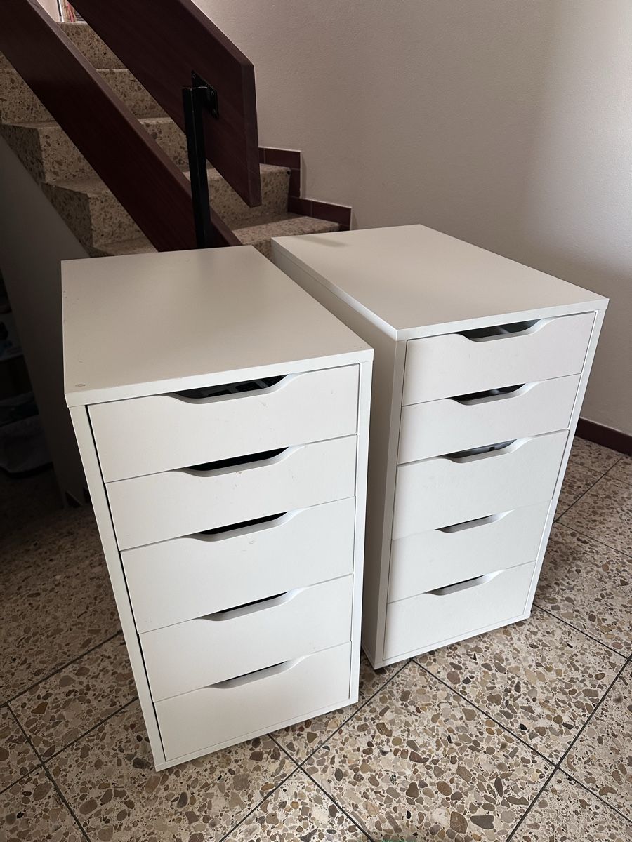 Commodes: 2 meubles Alex IKEA  – D'occasion à Corgémont par Chloesellsthings