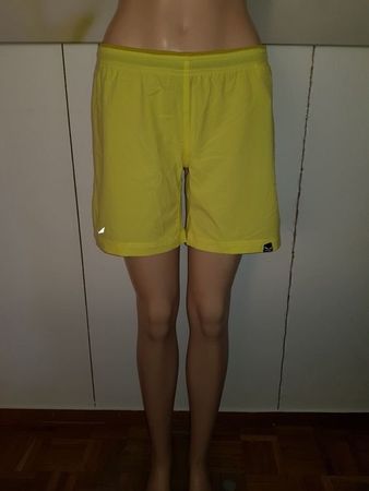 Short  SALEWA  Taille / Grosse 38 CH   Neuf / Neu....