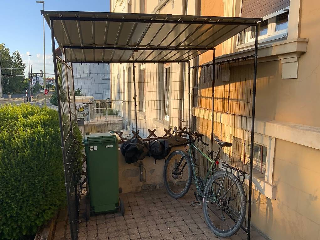 Abris: Velounterstand – Neuf (Voir description) à Binningen par ern_f95l