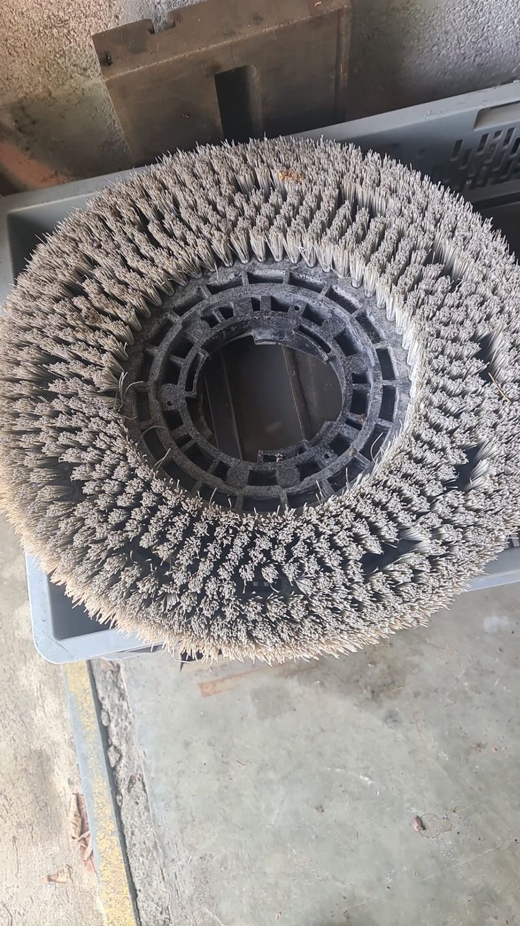 Tutte le macchine: Alto Reinigungsmaschine spin 43 – Usato da Egerkingen venduto da ogi3131 3
