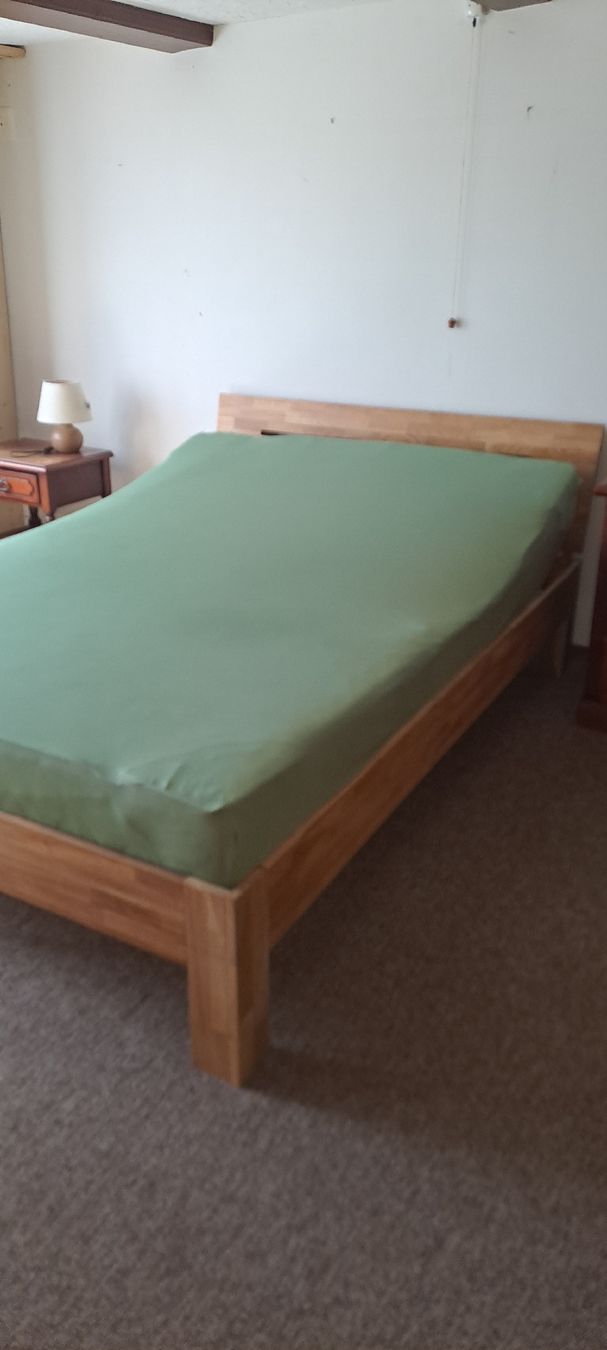 Betten: Bett – Gebraucht aus Gelterfingen von morice06 4