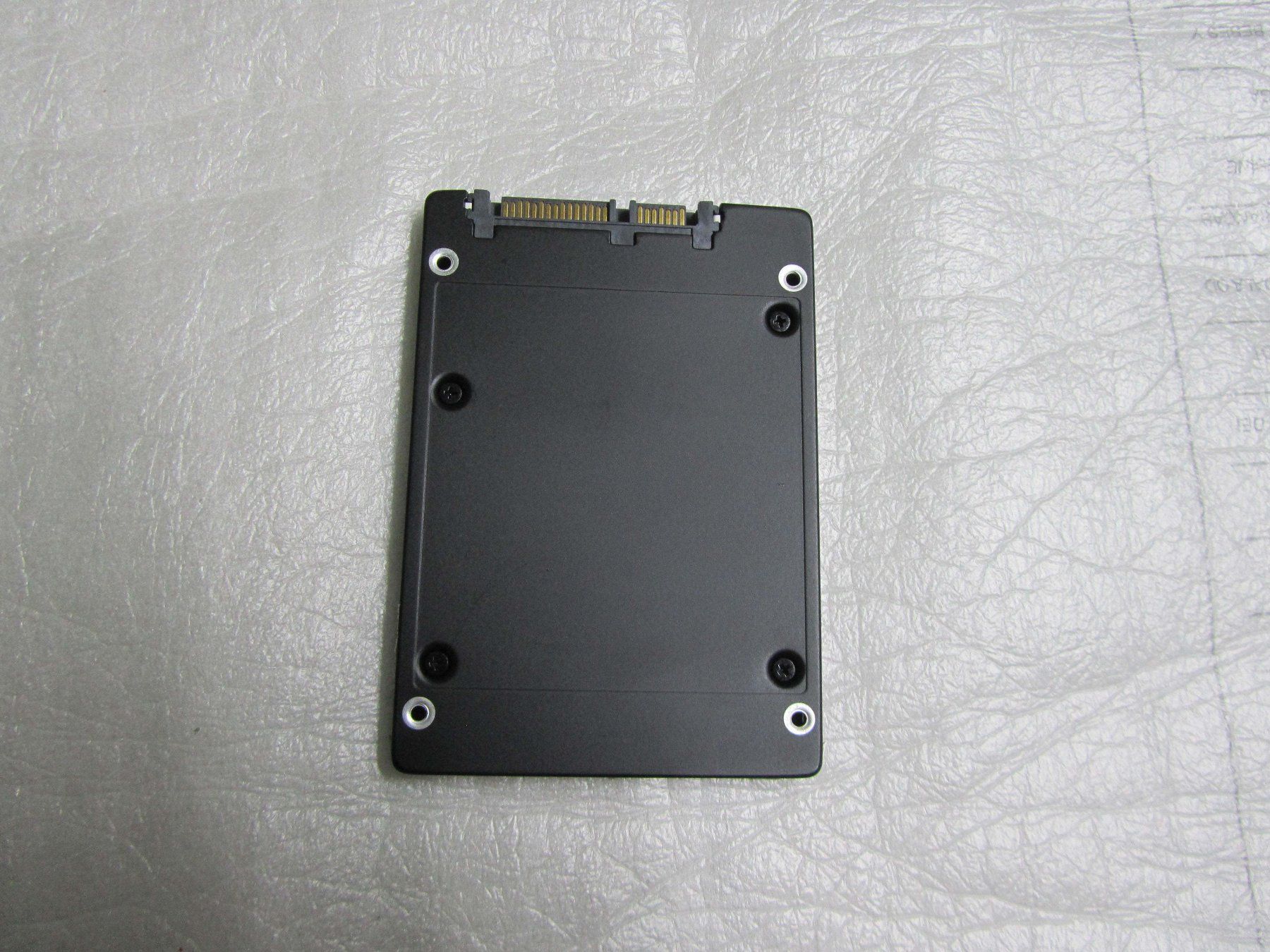 Sandisk Dischi rigidi: SanDisk SSD 256GB – Usato da moosseedorf venduto da RTN10 1