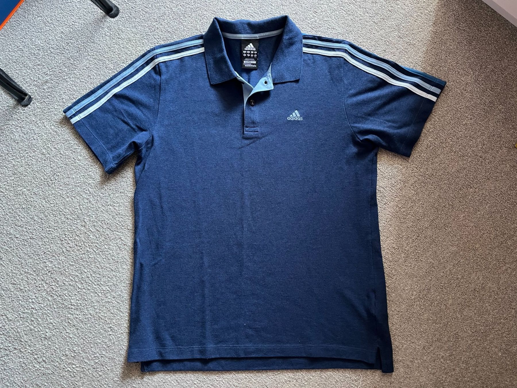 Adidas Magliette Polo: Original ADIDAS Poloshirt Gr L – Nuovo (secondo la descrizione) da Kleindöttingen venduto da nev_tn7c
