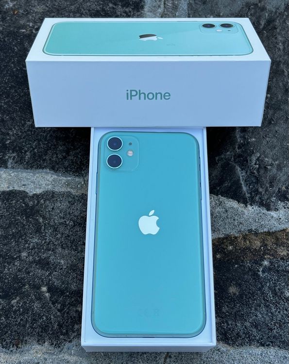 TÉLÉPHONE APPLE IPHONE 13 Pro Max 256 go bleu ciel l'état est parfait