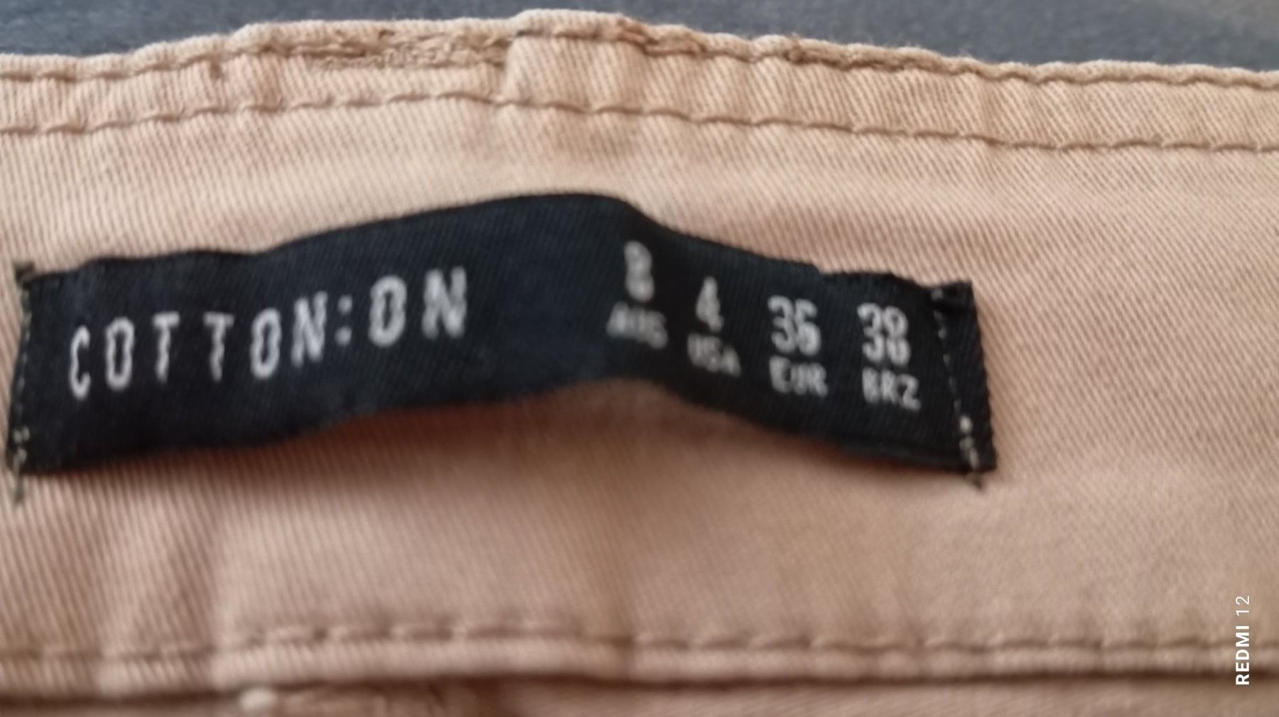 Pantaloni: Beige Hose – Usato da Brione Verzasca venduto da pulci22 2