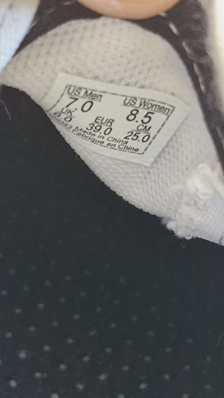 Vans Chaussures hommes: Vans ComfyCush Slip Skool 'Checkerboard White', Gr. 39 – D'occasion à Allschwil par nel_cbk8 5