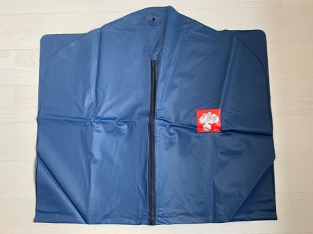 Kleiderhülle Carbinierei