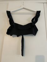 Black crop top